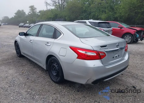 2016 Nissan Altima 2.5/S/Sv/Sl/Sr z USA, uszkodzony, nr VIN 1N4AL3AP8GC248732